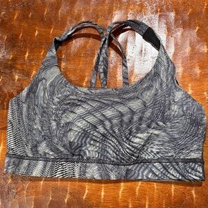Lululemon Black/Grey strap Sports bra. Sz 10. Very gently used. No bra inserts.